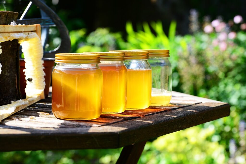 Honig Gläser Biene Imker Wie Bienenprodukte Ihr Wohlbefinden steigern können Ein umfassender Leitfaden
